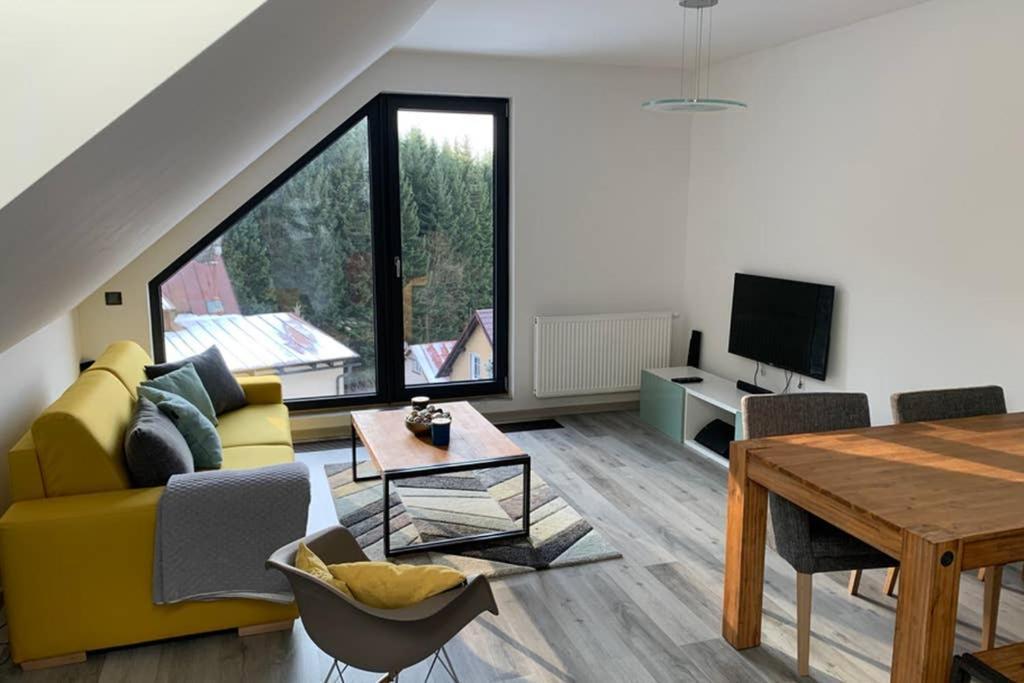 Apartman Peklo Vrchlabí エクステリア 写真