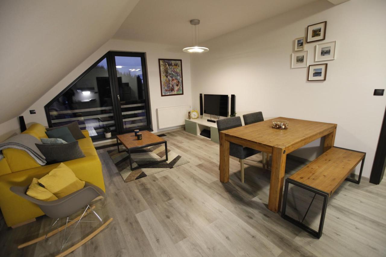 Apartman Peklo Vrchlabí エクステリア 写真